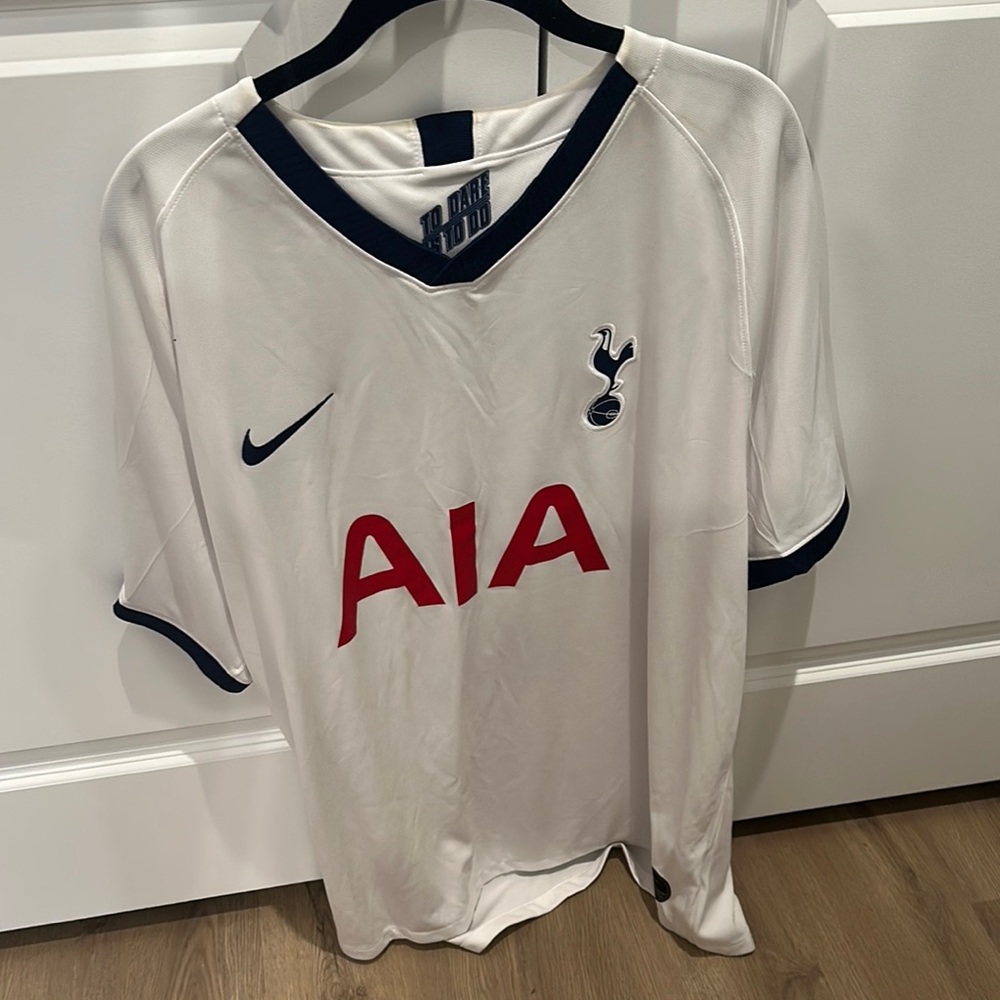 Tottenham Hot Spur Clint Dempsey jersey